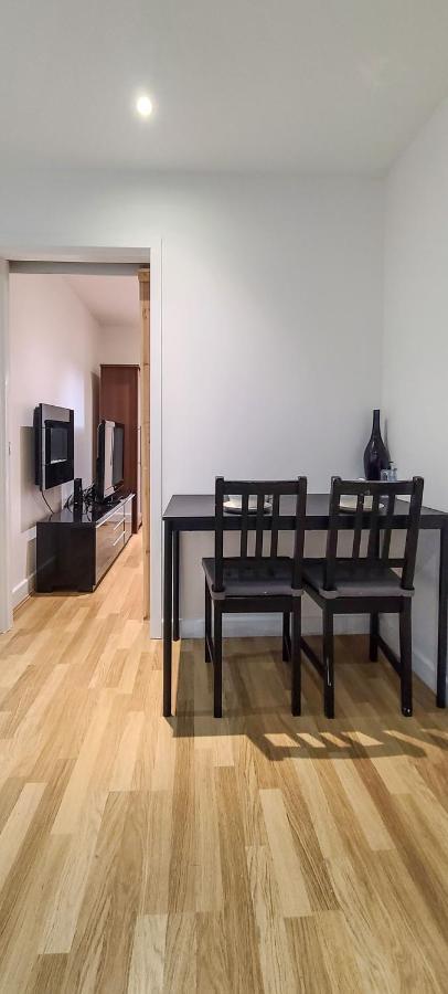 Entire Town Centre 2 Bedroom Apartment Very Close To Beach Bournemouth Esterno foto